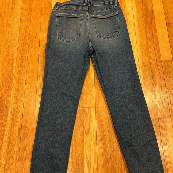 Good American 6/28 slim fit medium wash denim worn twice - Picture 2 of 2